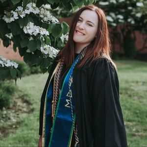 Meet your Posher, Rebecca